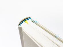 画像をギャラリービューアに読み込む, 岡本真帆 / 水上バス浅草行き(サイン入り)